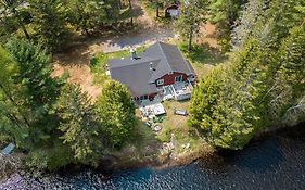 Beau Chalet Bord De Riviere Et Spa, Beautiful Riverside Cottage!